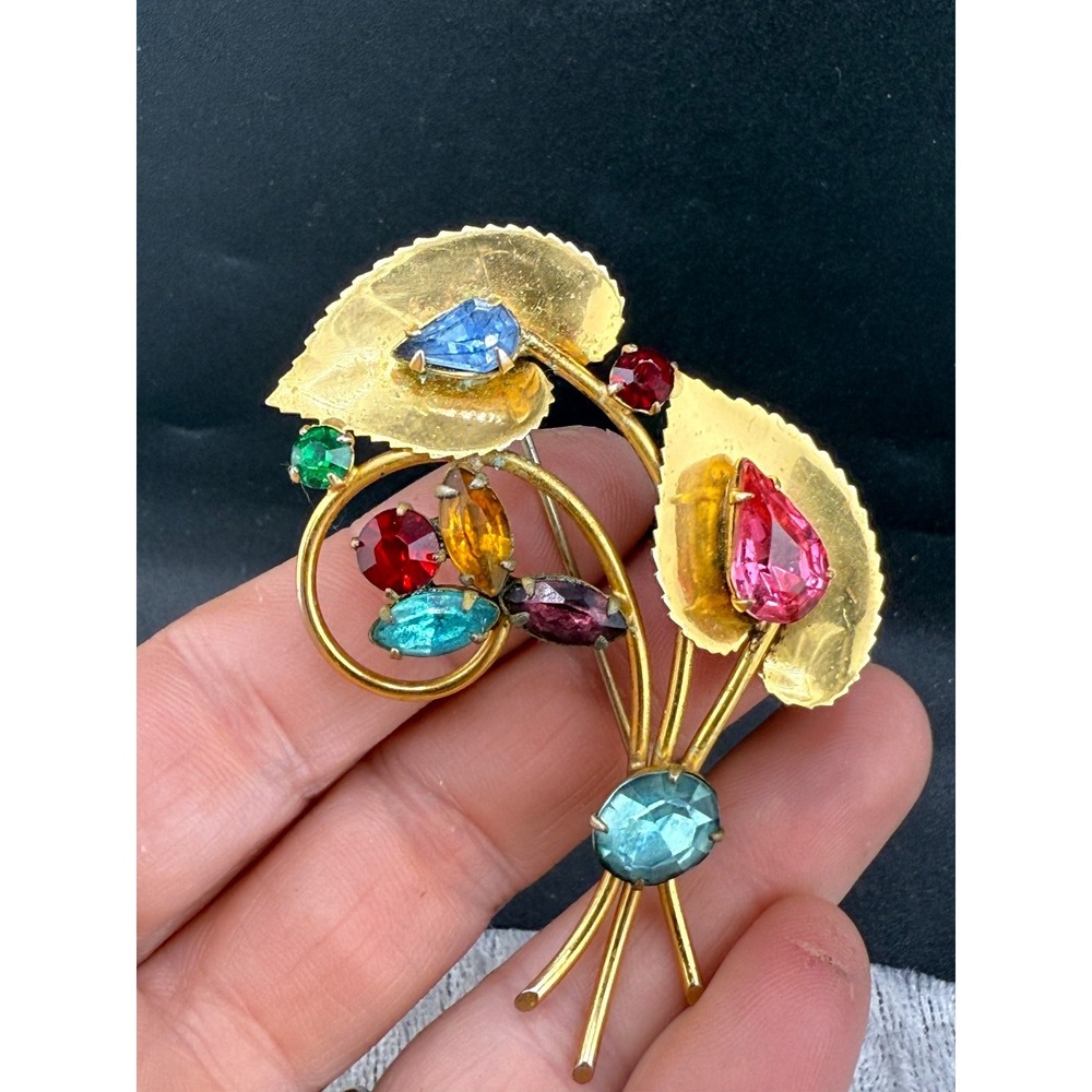 Vintage Staret Brooch Gold Tone‎ Rhinestone Colorful